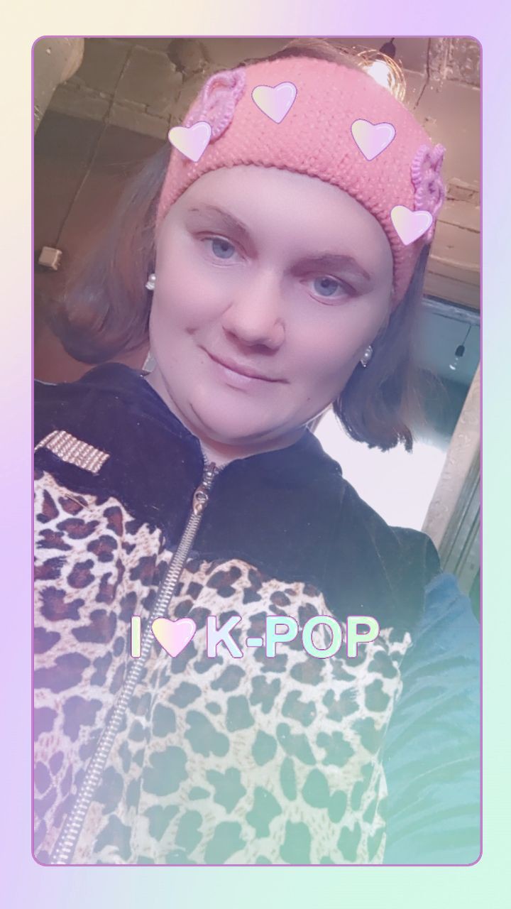 Looky_1699095287424 in LOOKY. . 