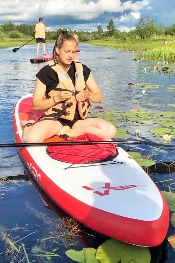SUP-boarding in LOOKY. . Красавица Втроя в де...