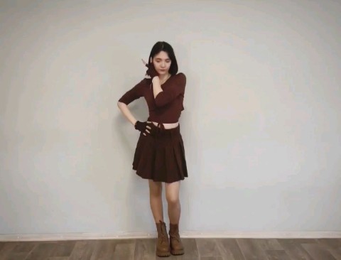 Aleen solo cover k-poo в LOOKY. . ITZY - That's NONO (...