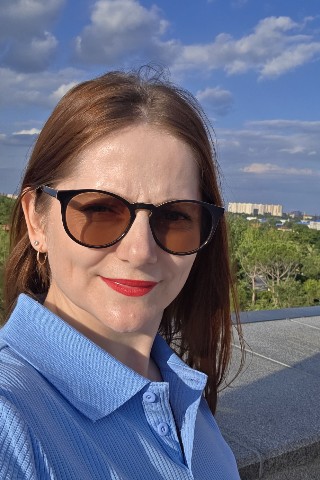 Юлия в LOOKY. . Давай узнаем куда по...