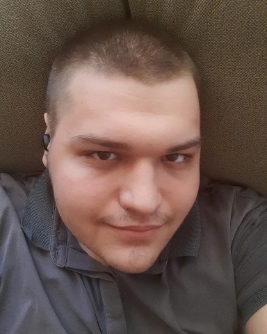 savinartik в LOOKY. . Лежу и фоткаю себя🤗