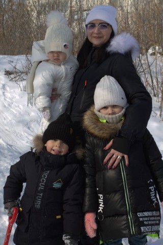 Ирина- многодетная мамочка в LOOKY. #масленица,#горка,#дети,#счастливыедети,#счастливывместе,#дочкисыночек. #масленица #горка #д...