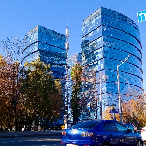 Топ-топ блогер в LOOKY. #москва,#архитектура,#необычное,#улицымосквы,#московскиеулицы,#люблюмоскву,#осенняямосква,#moscowlove,#moscowcity,#moscow,#столица,#город,#прогулкапомоскве,#улицы,#здания. Электронная фантазия...