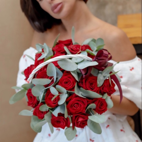 Rurose2025. в LOOKY. . 🤗🌹Кому корзинку ал...