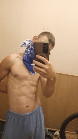 Looky_1721131276599 в LOOKY. . Пацаны не курите эле...