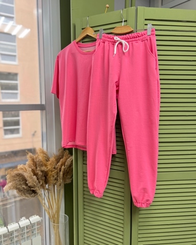 fabrika_showroom в LOOKY. #липецк,#одежда,#женскаяодежда,#женскаяодеждалипецк,#костюмлипецк,#костюмдвойка,#женскиекосьбмы,#женскийкостюм,#липецкодежда,#костюмлетний,#джинсылипецк,#джинсытрубы. Очень удобные костюм...