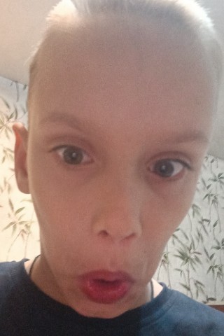 Looky_177601251171850 в LOOKY. . Всем привет от Саши
