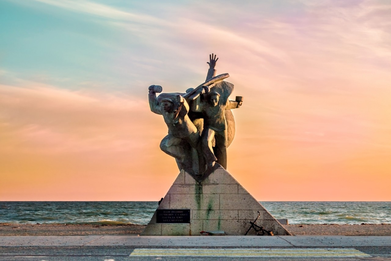 xah_6atoh в LOOKY. #ВОВ,#Память,#Герои. Привет, друзья! 👋 С...