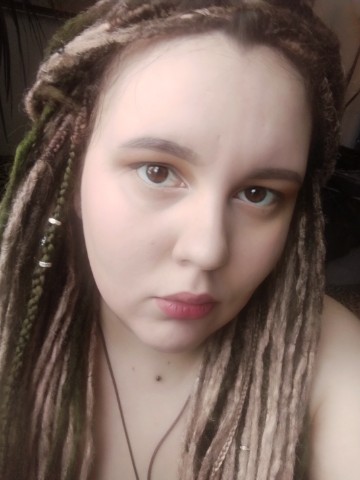 Есения Рецер в LOOKY. . Опять уснула в девят...