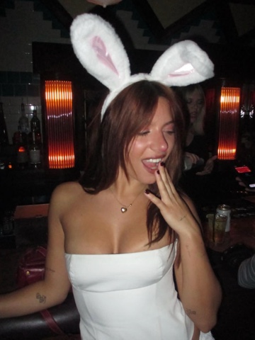 kenzie в LOOKY. . the only bad bunny �...