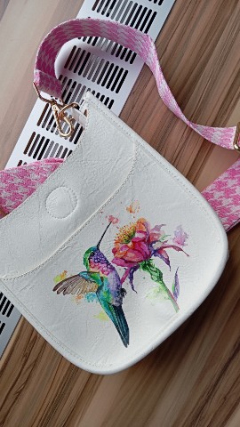 Дарья Курлова в LOOKY. #кастом,#ручнаяроспись,#цветы,#сумка,#назаказ,#подарок. #кастом #ручнаяроспи...