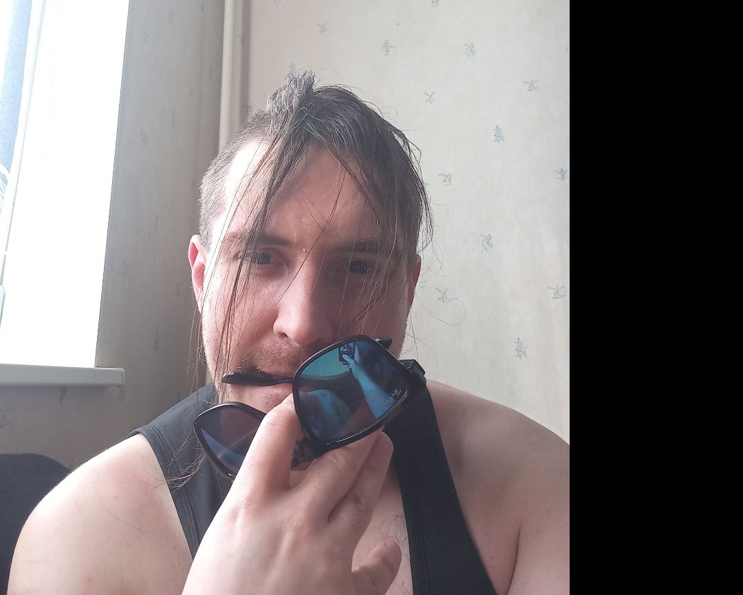 Владислав Николаев в LOOKY — публикация