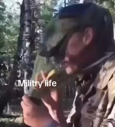 Лилли Альма в LOOKY. #военные. Иногда мне хочется с...