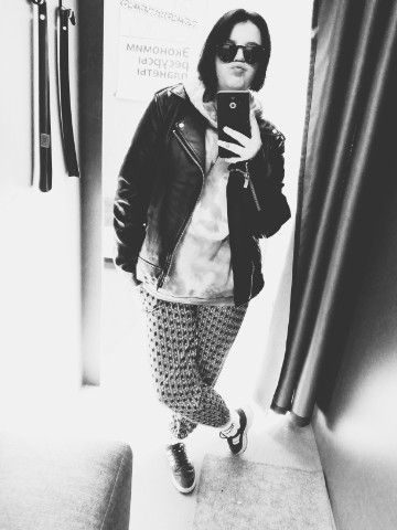 Tony_Edwards в LOOKY. . То не берёт,то занят...