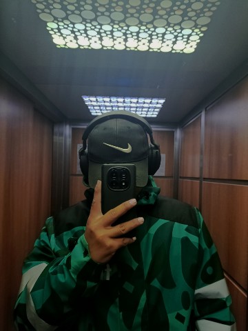 7700_cs в LOOKY. #OzonFresh,#Ozon,#kuryer,#yetkazibberish,#yumor,#lifestyle,#ishkunlari,#liftxayoti,#kulgili,#ishhambuhayot,#OzonFresh,#Ozon,#курьер,#доставка,#юмор,#лайфстайл,#будниработяги,#лифтжизни,#смешно,#работаэтожизнь. Когда лифт едет медл...