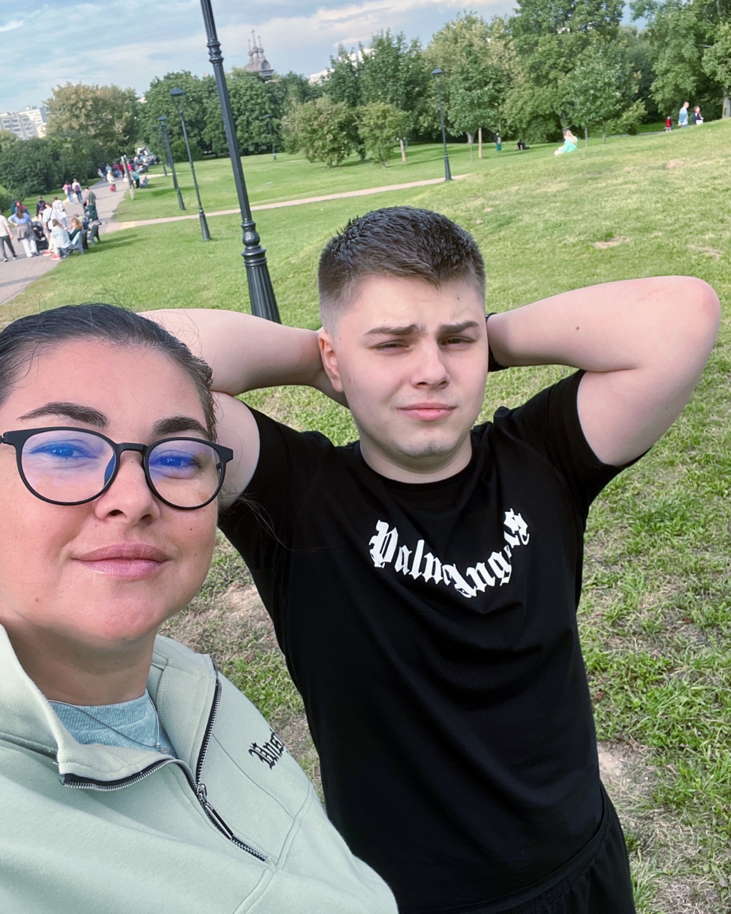 Margo_Levi в LOOKY — ✨
С днюхой, бро! 21 — это реально топ: теперь можно всё (ну 