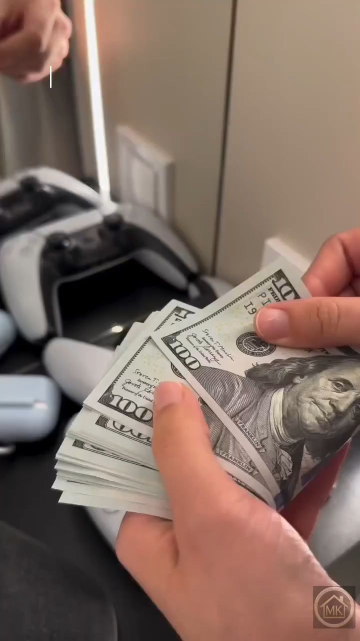 Мария в LOOKY. . 💲💲💲