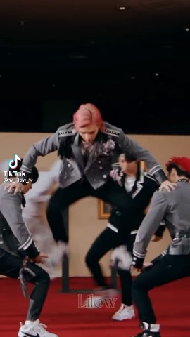 Lee_Felix in LOOKY. . [#straykidsjyp](stra...