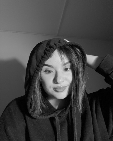Looky_1676656602959 в LOOKY. . Люблю чб 🖤