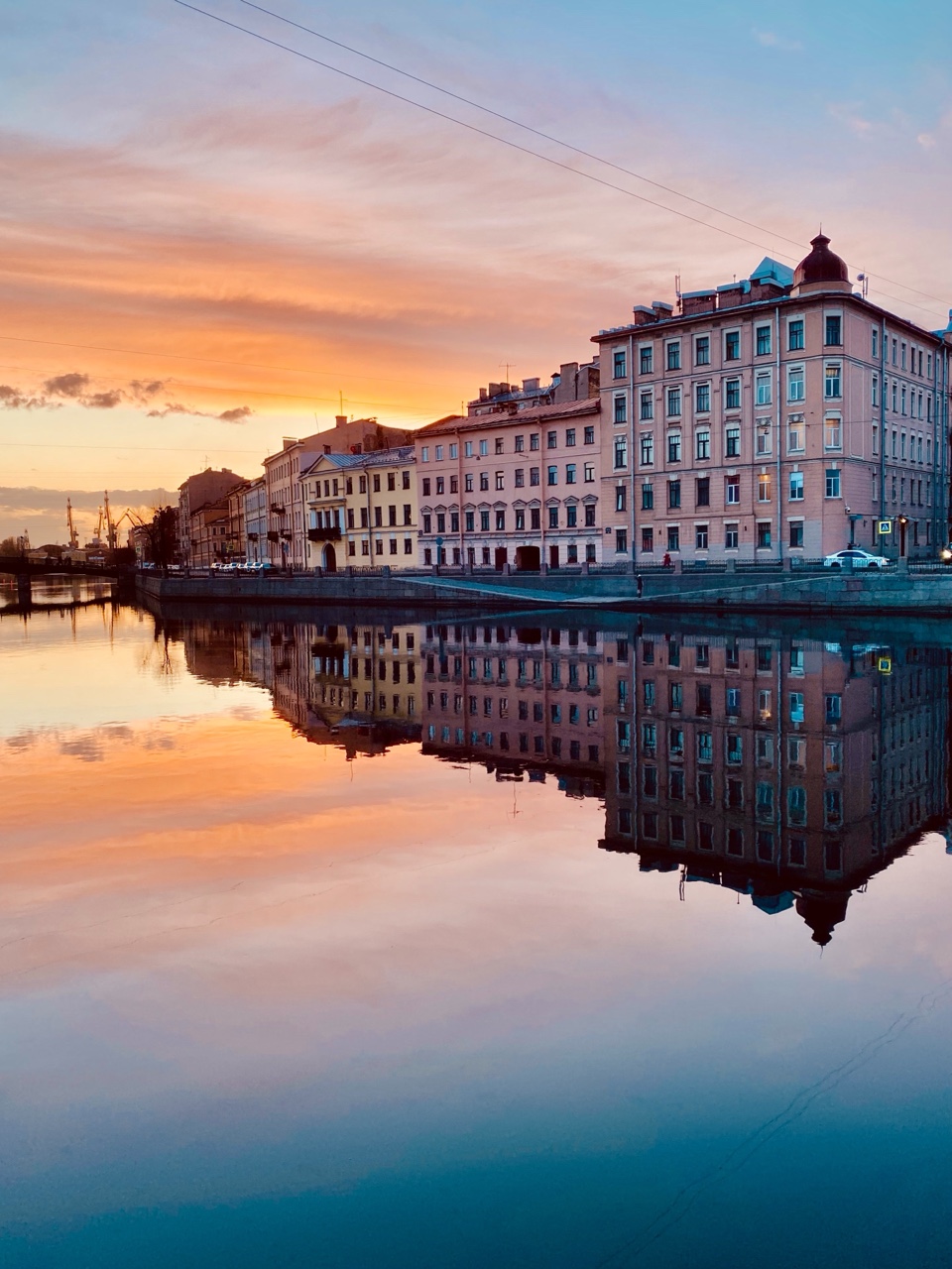 На закате Петербург особенно хорош.

[#saintpetersburg ](saintpetersburg)[#saintp ](saintp)[#spb ](spb)[#piter ](piter)[#санктпетербург ](санктпетербург)[#питер ](питер)[#спб ](спб)[#закат ](закат)[#отражение ](отражение)[#назакате ](назакате)[#вотражении ](вотражении)[#петербург ](петербург)[#петербургналадони ](петербургналадони)[#петербургвдеталях ](петербургвдеталях)[#петербургмойгород ](петербургмойгород)[#этопитердетка ](этопитердетка)[#городароссии ](городароссии)[#россия ](россия)
