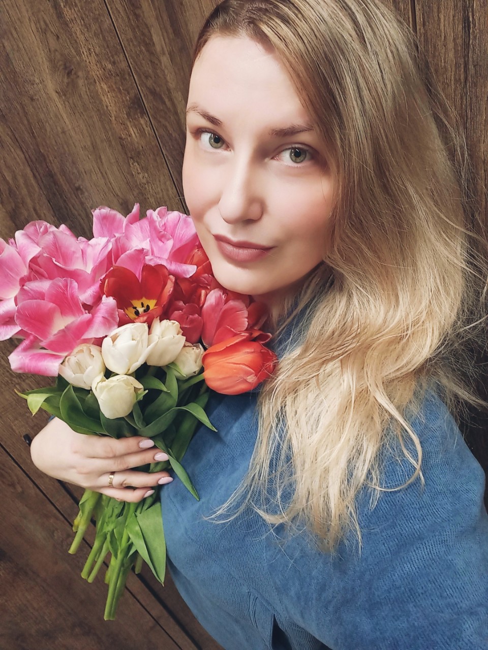 Lenochek в LOOKY. . Поздравили С Женским...