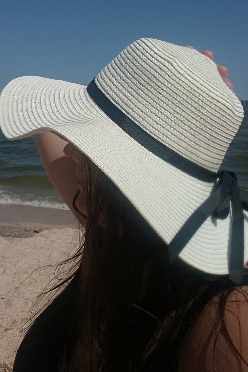В любой не понятной ситуации- едь на море 😍🌊

[#летоморесолнцепляж ](летоморесолнцепляж)
#отпуск2026 #лето2026