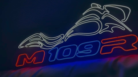 Neon Master в LOOKY. . 