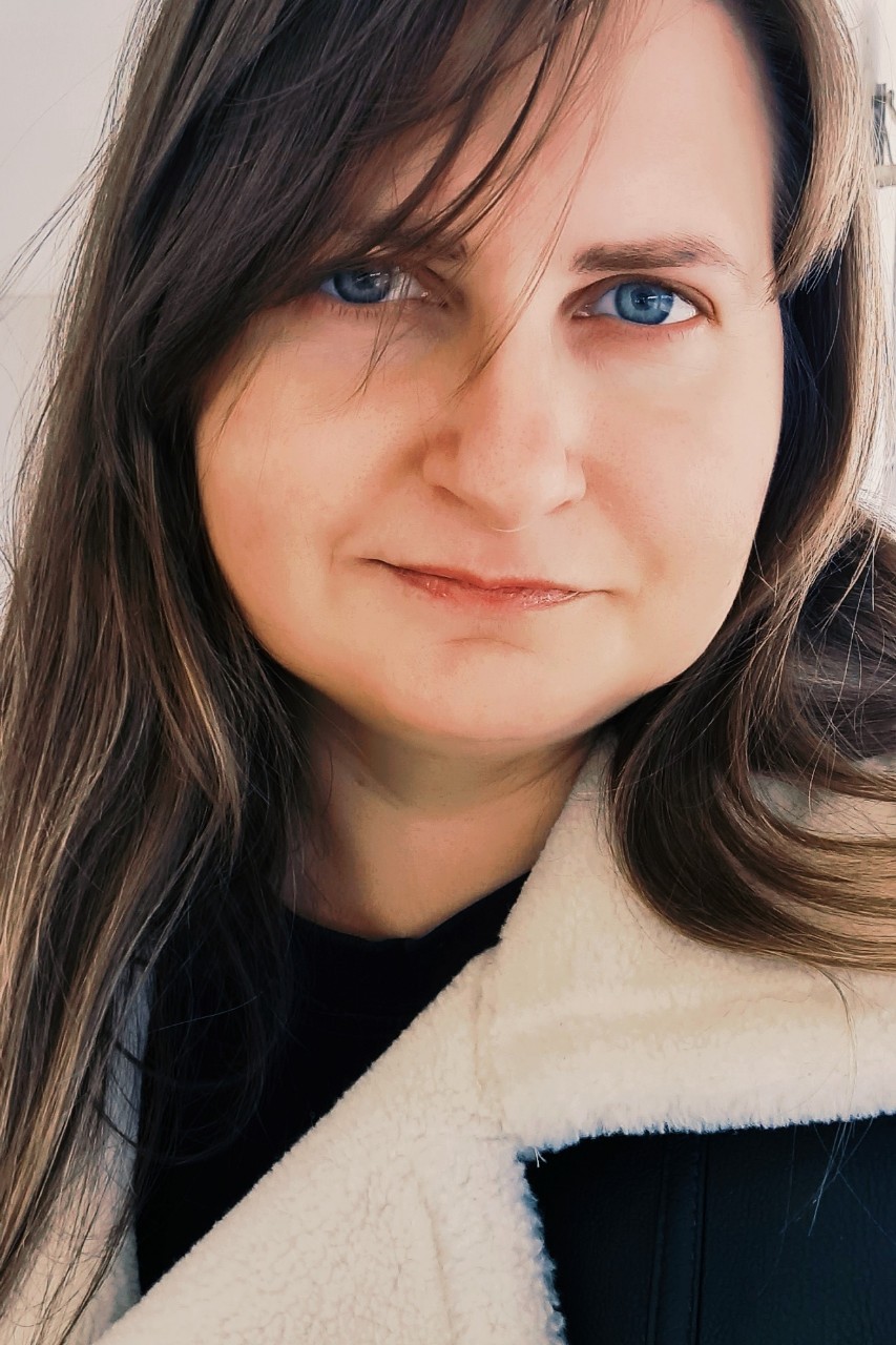 "Какая разница, кто сильнее, кто умнее, кто красивее, кто богаче? Ведь, в конечном итоге, имеет значение только то, счастливый ли ты человек или нет?" (Ошо).