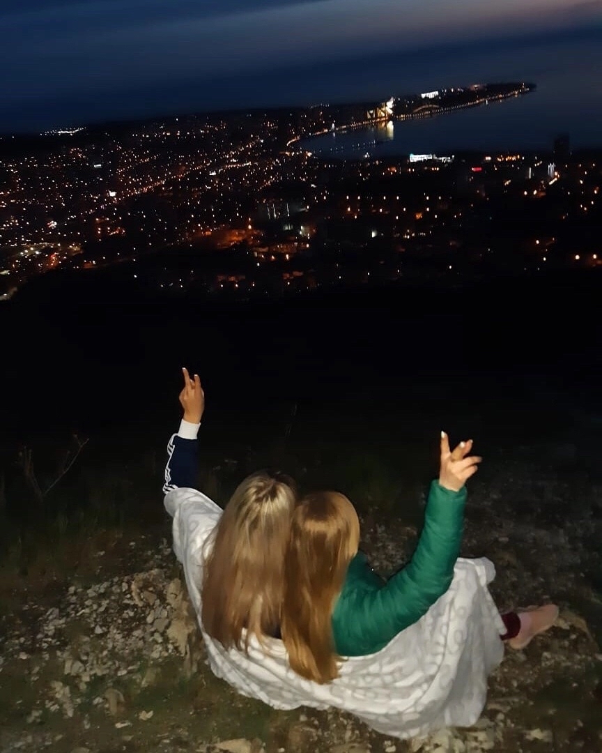 Анастасия в LOOKY — Ночной Геленджик 😻
Было весело!
На утро узнали что там водя