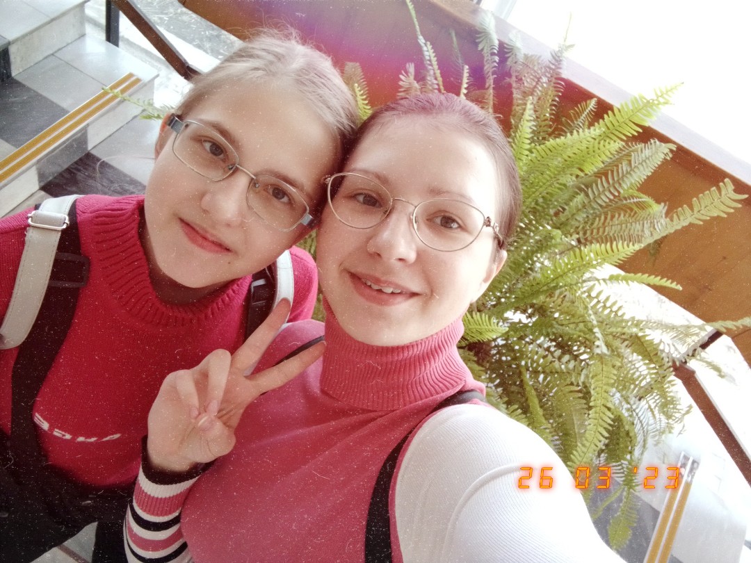 Mikora_chan in LOOKY. #теартГлобус. Сегодня с сестрой ез...