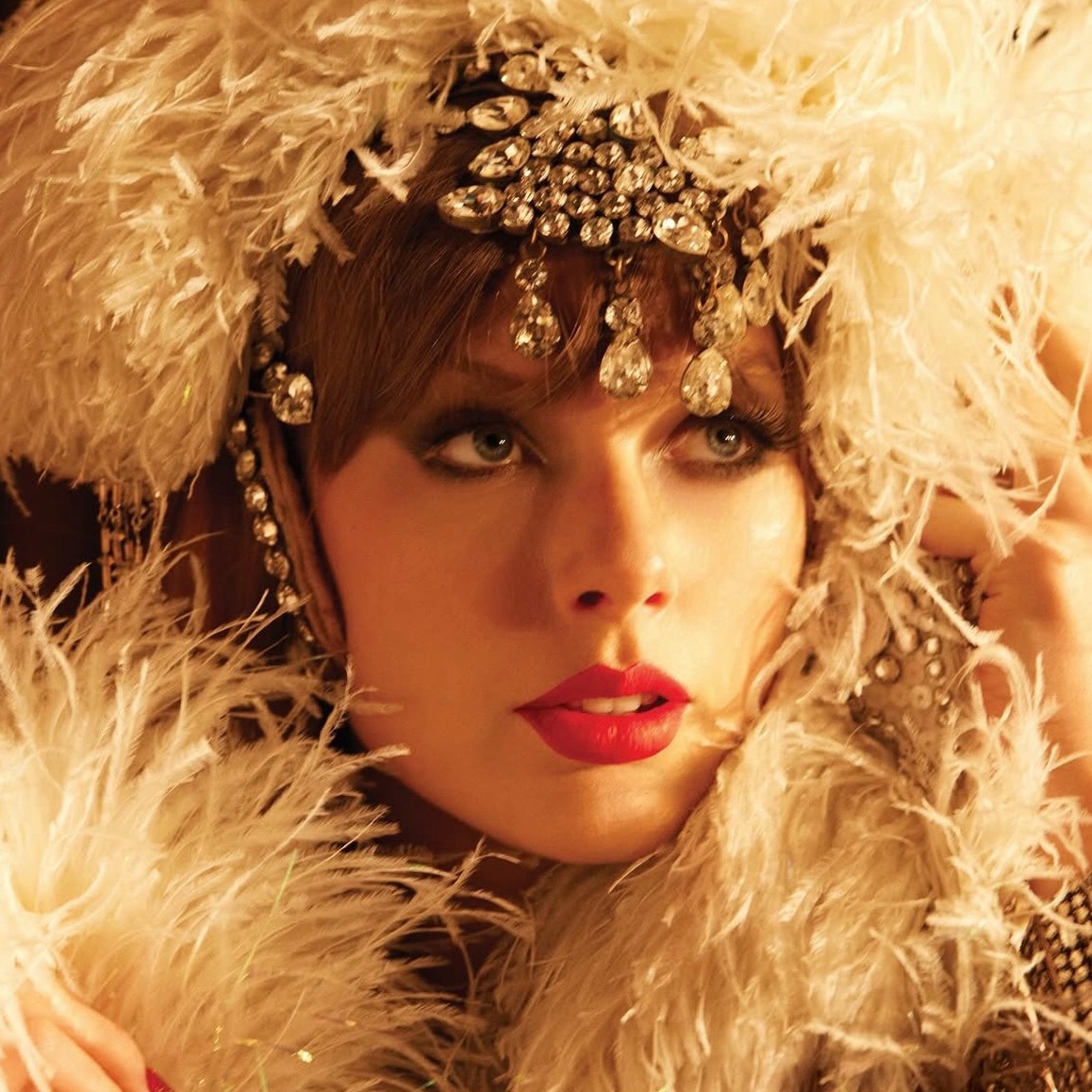 Taylor Swift в LOOKY — фото 5