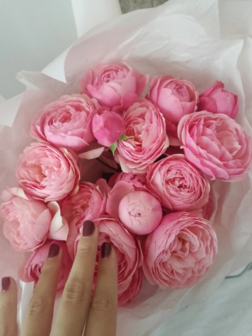 Lora в LOOKY. . Иногда достаточно бу...