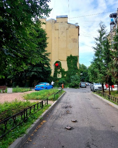Looky_1717007933403 в LOOKY. #Горькоская,#Санкт,#Лето,#Топ. Цветущий цент города...