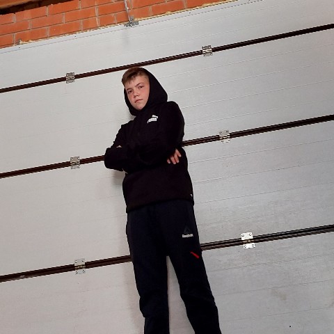 young_traper_delamort в LOOKY. . У Алексея скоро долж...