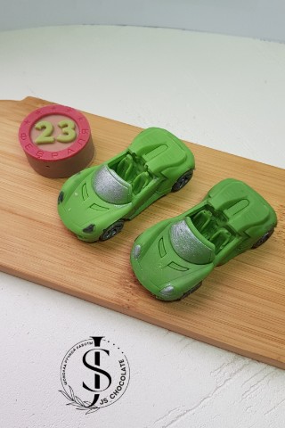 Шоколад ручной работы Зеленоград в LOOKY. #js_chocolate,#конфетыручнойработывзеленограде,#шоколадназаказ,#подаркисовкусом,#зеленоград,#андреевка,#голубое,#всевшоколаде,#looky_топ,#23февраля,#шоколадручнойработы,#презент,#домашняявыпечка,#шоколадныефигурки,#шоколадныефигуркиназаказ,#шоколадныенаборызеленоград,#шоколад23феврвля,#шоколаднаягиря,#шокопиво,#подарокна23февраля,#подаркизеленоград,#авторскийшоколад,#zelenolife,#москва. Шоколадный кабриолет...