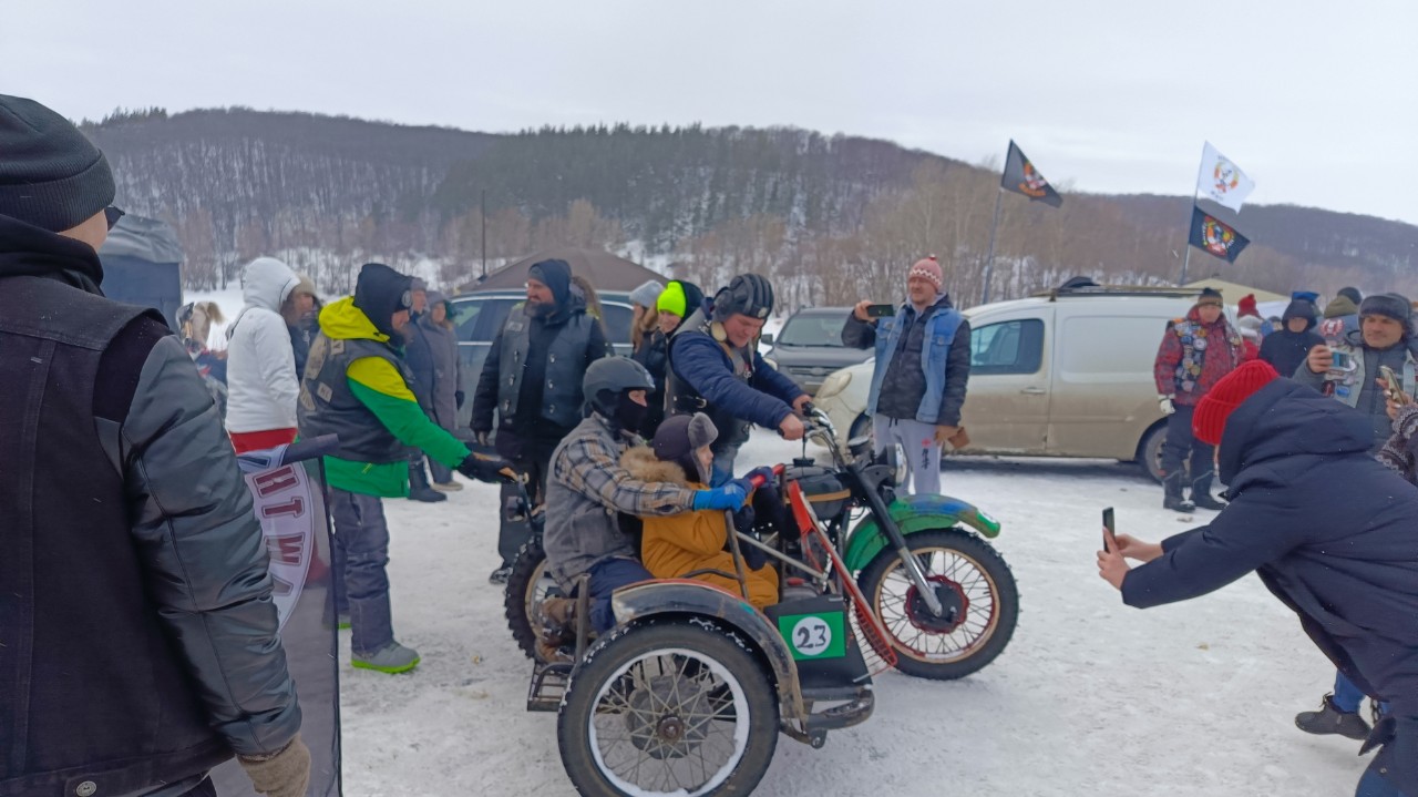 Как байкеры проводят зиму
#bikersweekend #snowdog2024