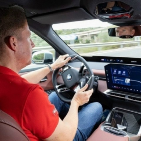 Игорь в LOOKY. . BMW нaчнут cлeдить з...