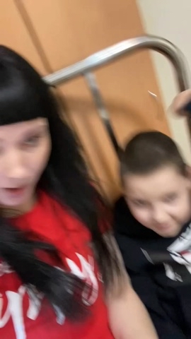 Максим Житарюк в LOOKY. . Я с мамой
