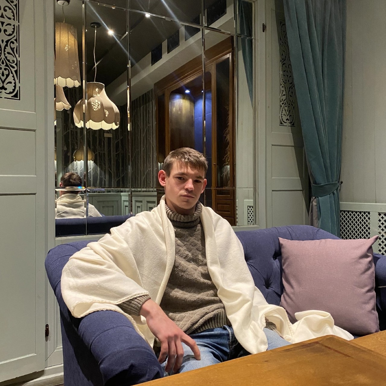 кирилл денещик в LOOKY — «Уютный вечер в хорошей компании. Если честно, это моё идеал