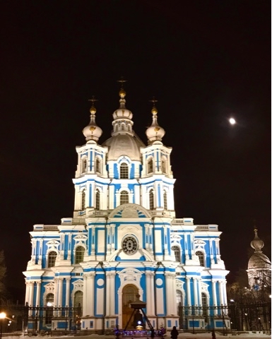 Kanakeira в LOOKY. #СПБ,#НовыйГод,#зимавгороде. Смольный собор 

#СП...