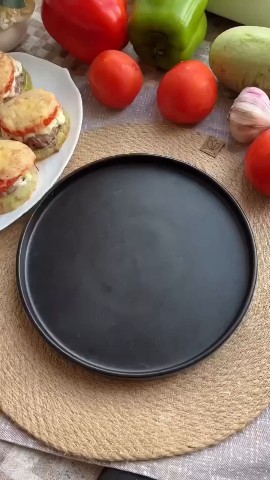 doma_vkysno_vsem в LOOKY. . Кабачки

Ингредиенты...