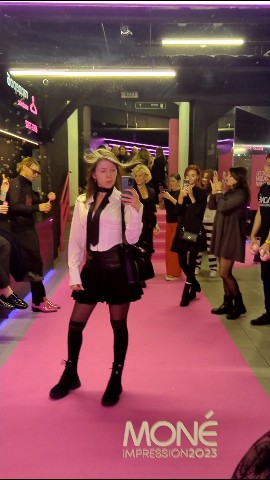 Julie в LOOKY. #pinkbubbles. Mone Impression2023�...