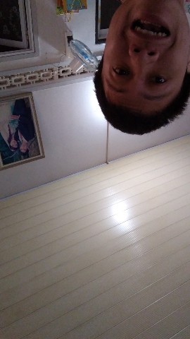 ООО л Ле е ку в LOOKY. . 