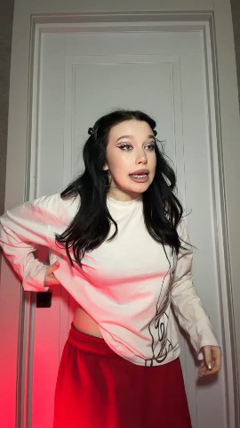 Анна в LOOKY. . 