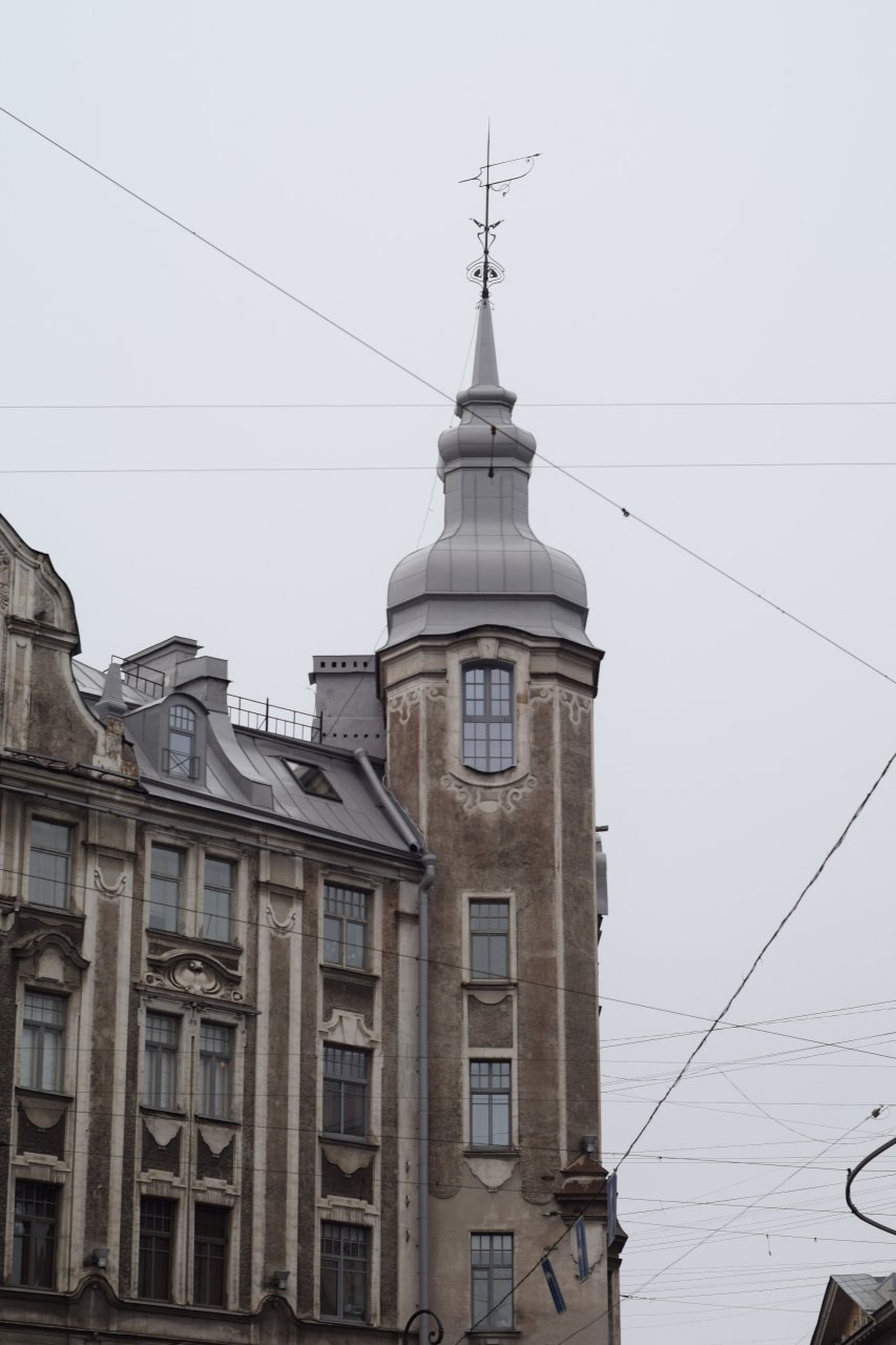 Фотографии шпилей пасмурно Петербурга 
[#looky_топ ](looky_топ)
[#looky_контент ](looky_контент)
[#looky ](looky)
[#фотография ](фотография)
[#фото ](фото)
[#фотоаппарат ](фотоаппарат)
[#спб ](спб)
[#nikon ](nikon)