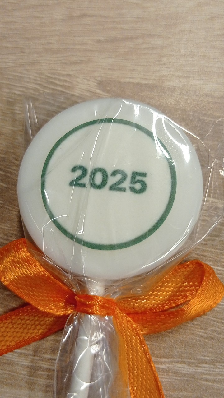 myzt1x in LOOKY. . С наступающим 2025