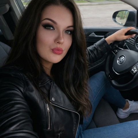dolmatova_198 в LOOKY. . Всем хорошего дня 🤭