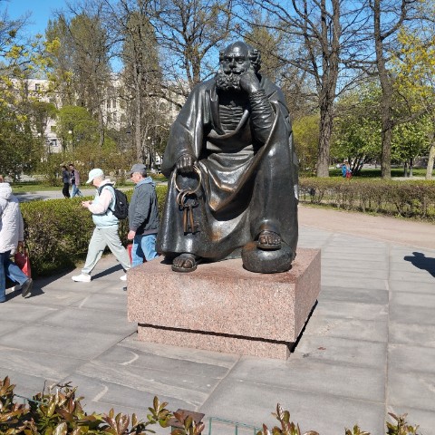 marathasanov148 в LOOKY. . В Александровском па...