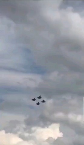 Милари в LOOKY. . Вчера был день город...