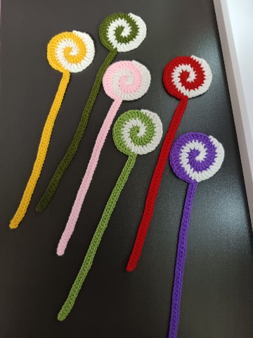 pled.malishu_ в LOOKY. #looky_рукоделие,#looky,#мрйантистресс,#хобби,#вязание. Новогодние закладки ...